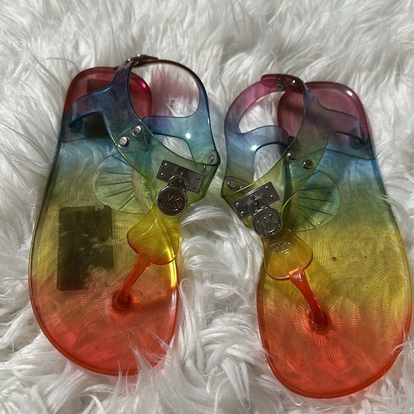 Michael Kors Thong Sandals Kids Harmony Locket Rainbow Size 4 - Picture 2 of 5